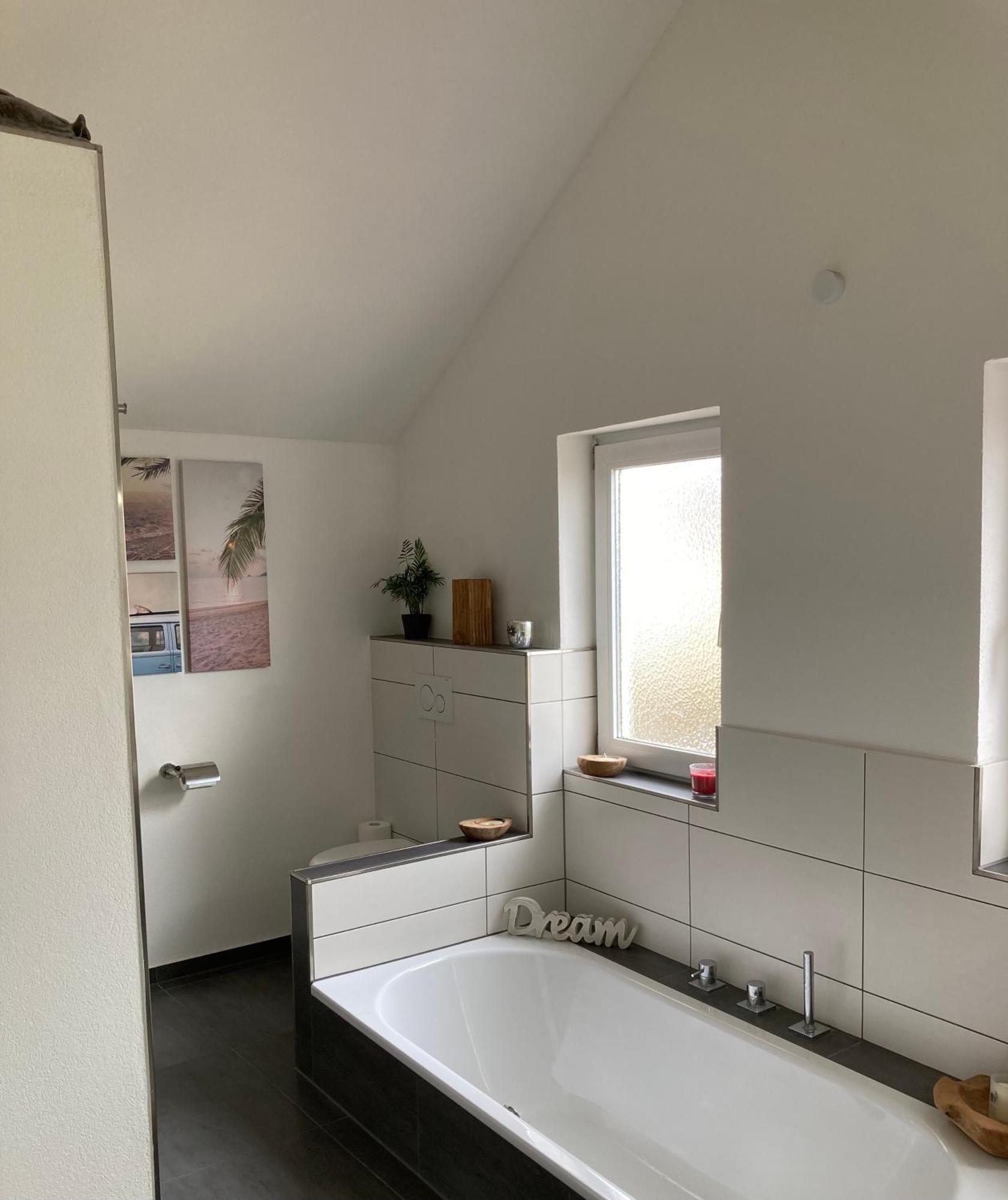 Traumhafte Ferienwohnung Mit See Und Bergsicht Friedrichshafen Exterior photo